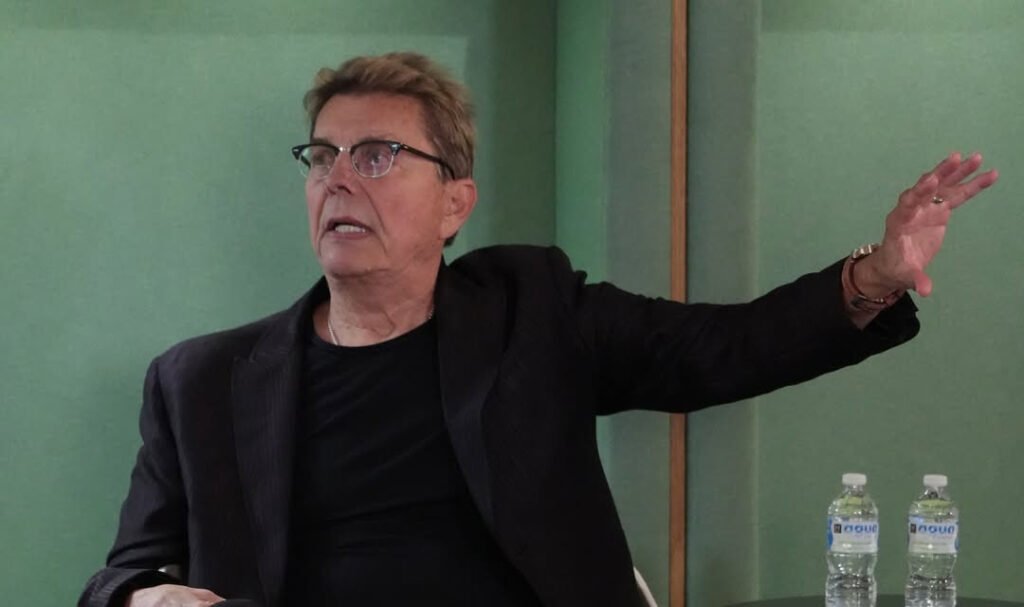 ERNESTO COPPEL LLAMA A LOS JÓVENES A DEJAR DE ESPERAR EL MOMENTO PERFECTO Y ATREVERSE A EMPRENDER